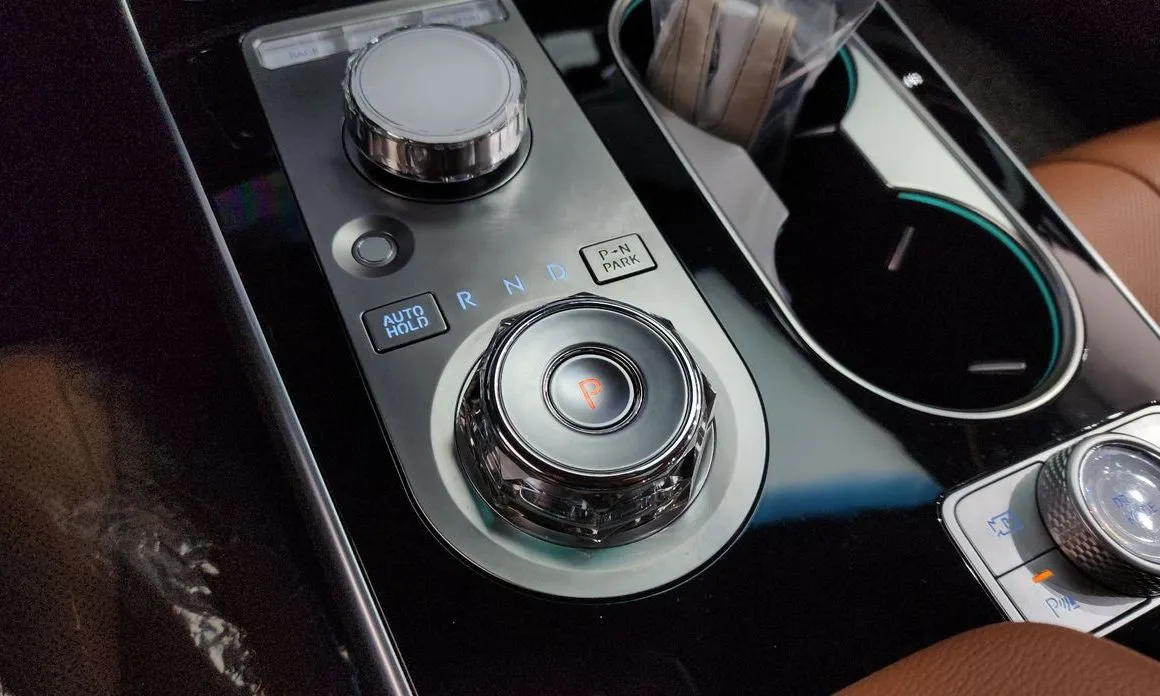 Genesis GV80 — фото 10
