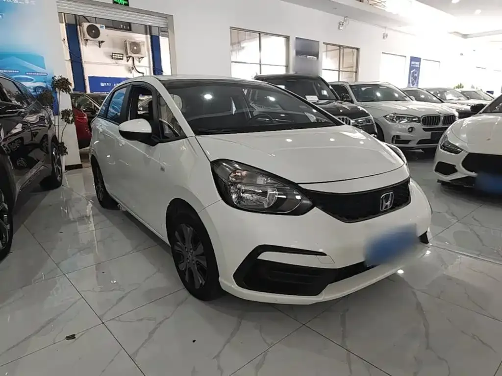 Honda Fit — фото 9