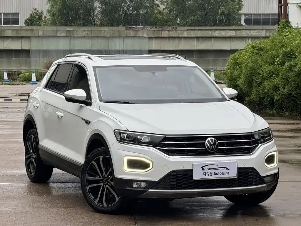 Volkswagen T-Roc — фото 7