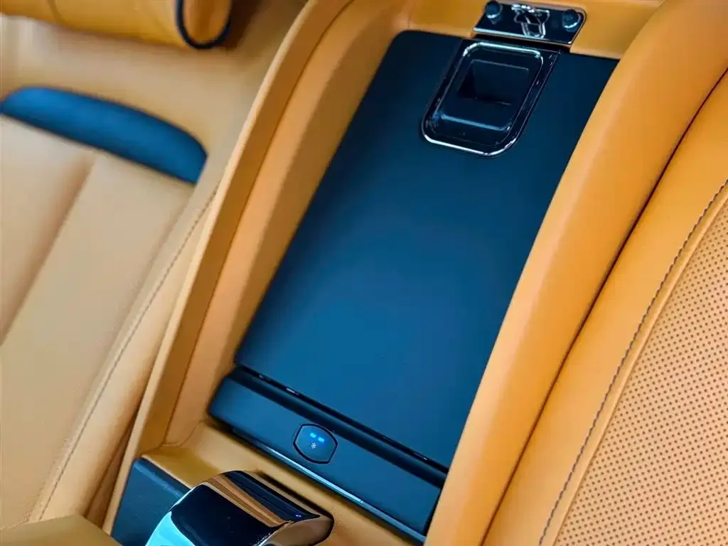 Rolls-Royce Cullinan — фото 5