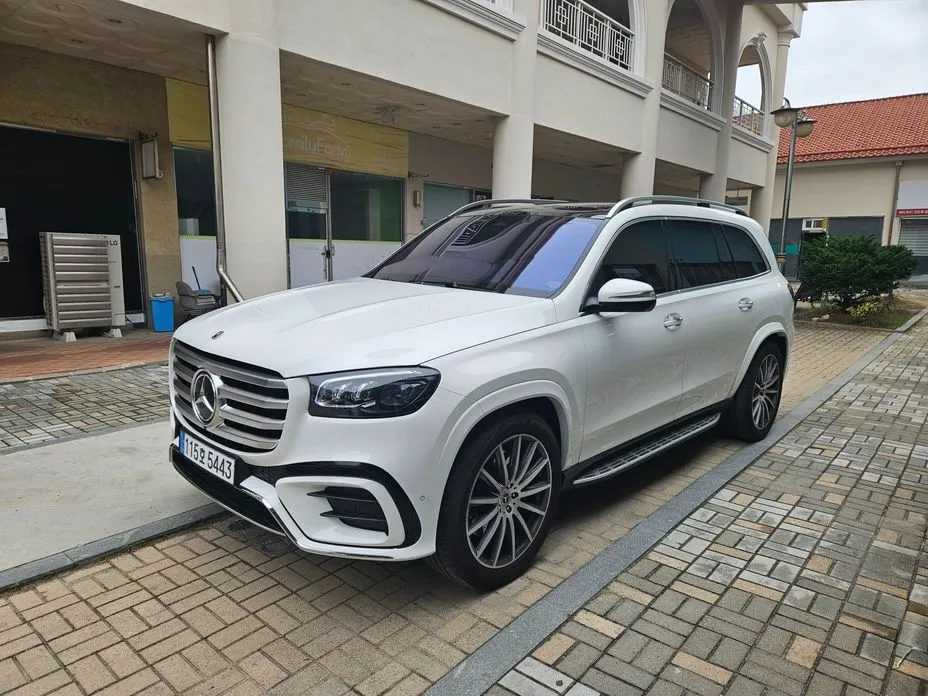 Mercedes-Benz GLS-Class — фото 9