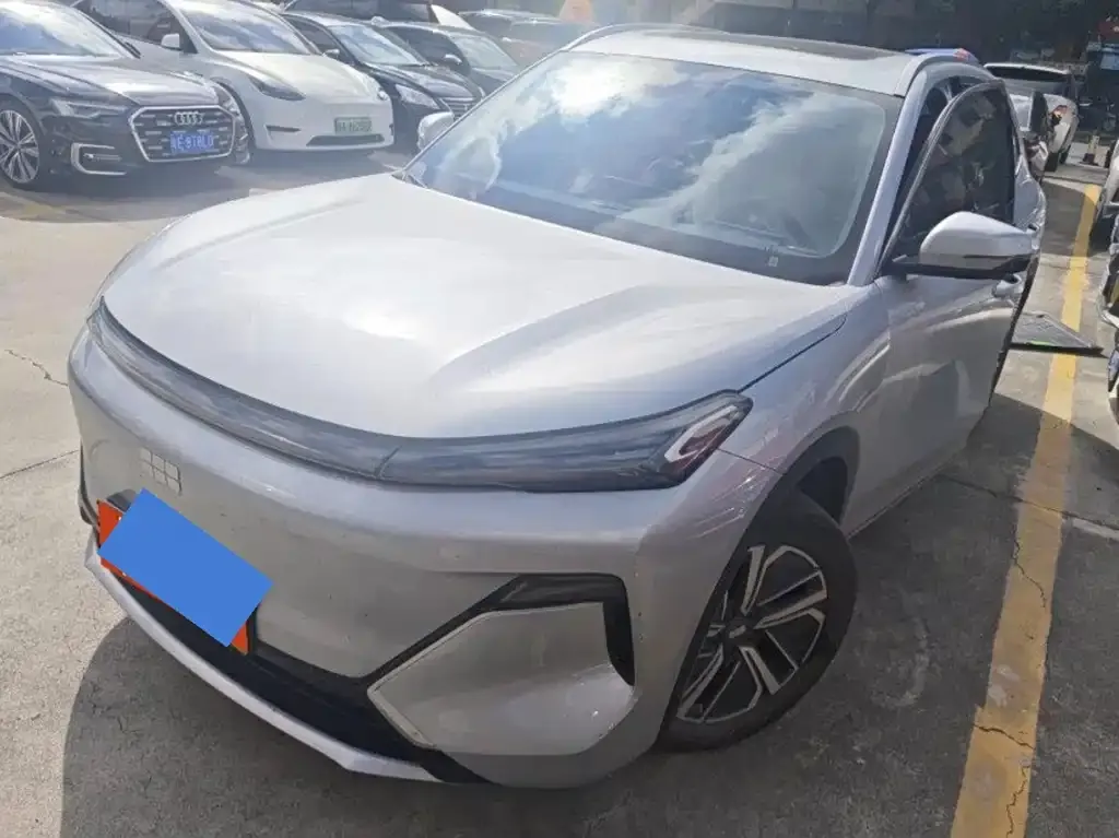 Geely Galaxy Xingjian 7 — фото 1
