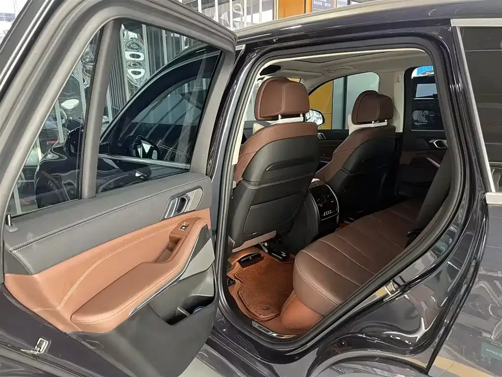 BMW X5 (Import) — фото 3