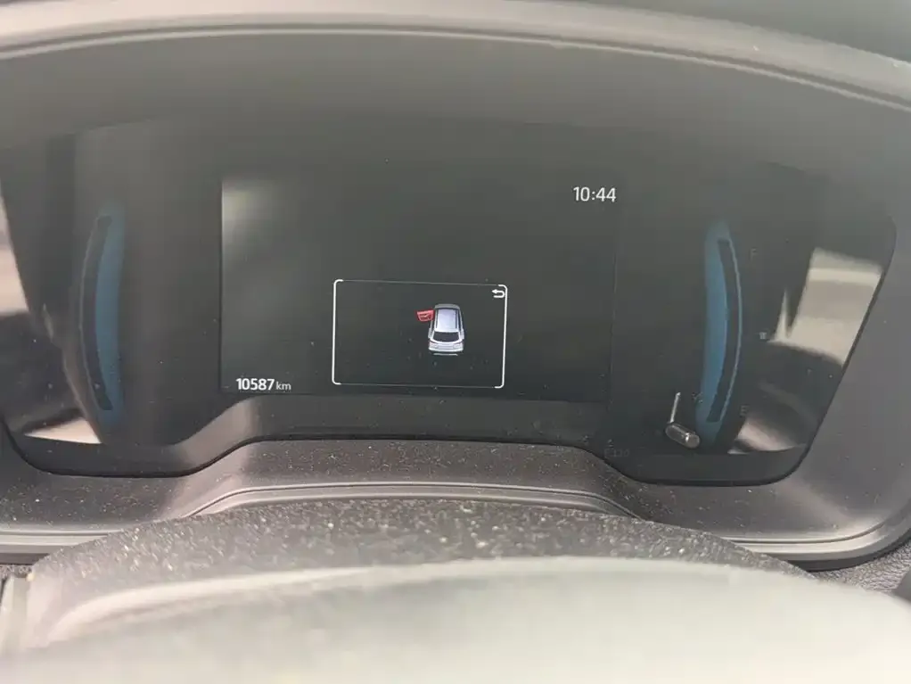 Toyota Corolla Cross — фото 2