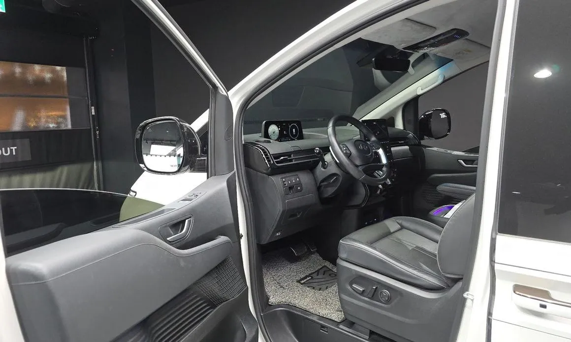 Hyundai Staria 2023 из KR, фото 7