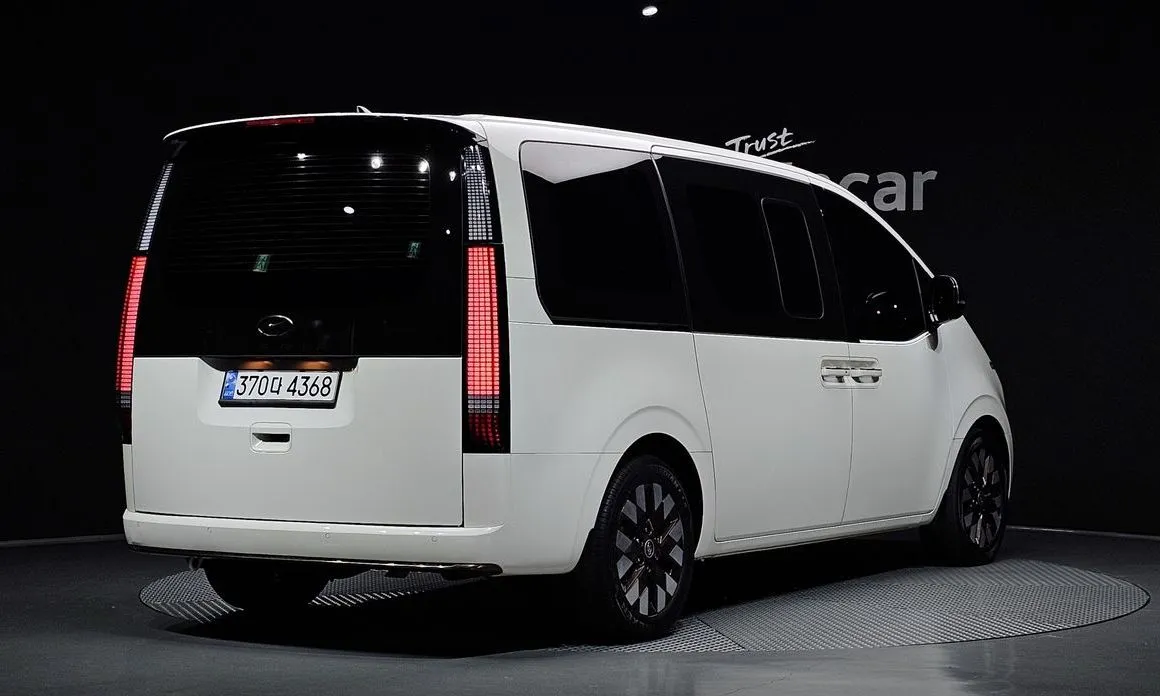 Hyundai Staria 2023 из KR, фото 10