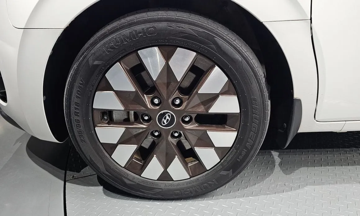 Hyundai Staria 2023 из KR, фото 9