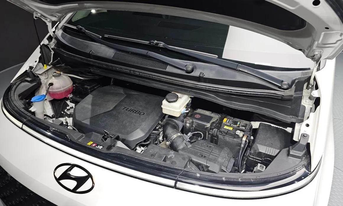 Hyundai Staria 2023 из KR, фото 5