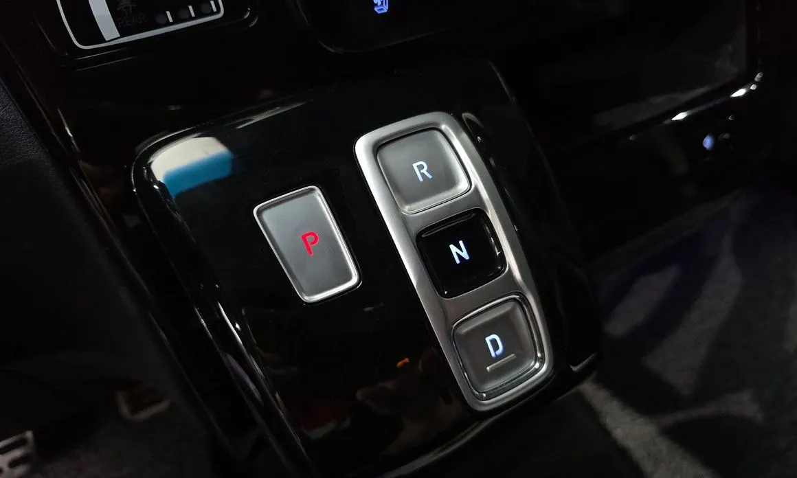 Hyundai Staria 2023 из KR, фото 3