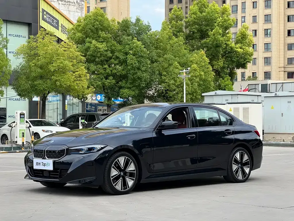 BMW i3 — фото 1