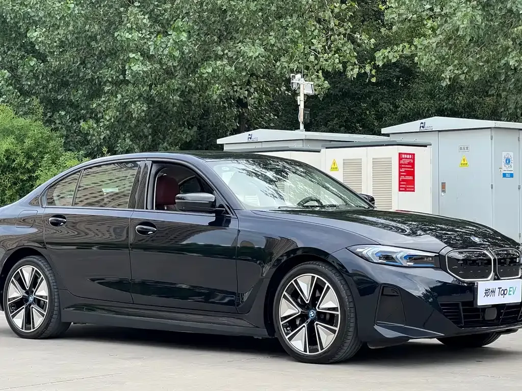 BMW i3 — фото 10