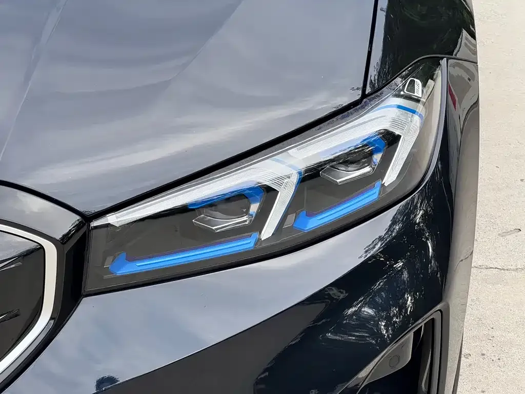 BMW i3 — фото 2