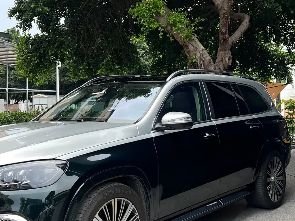 Mercedes-Benz GLS — фото 10