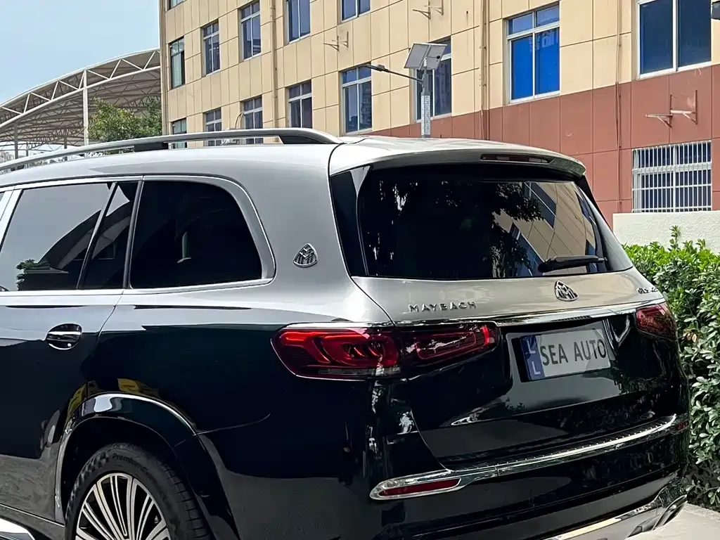 Mercedes-Benz GLS — фото 5