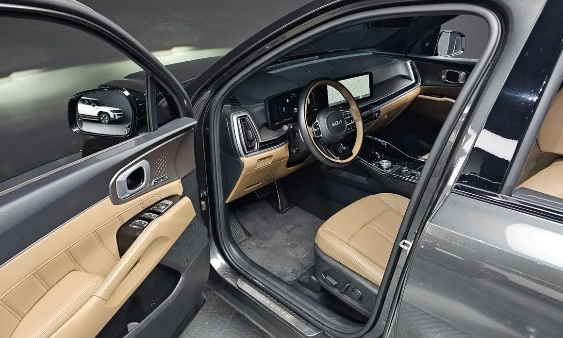 Kia Sorento — фото 10
