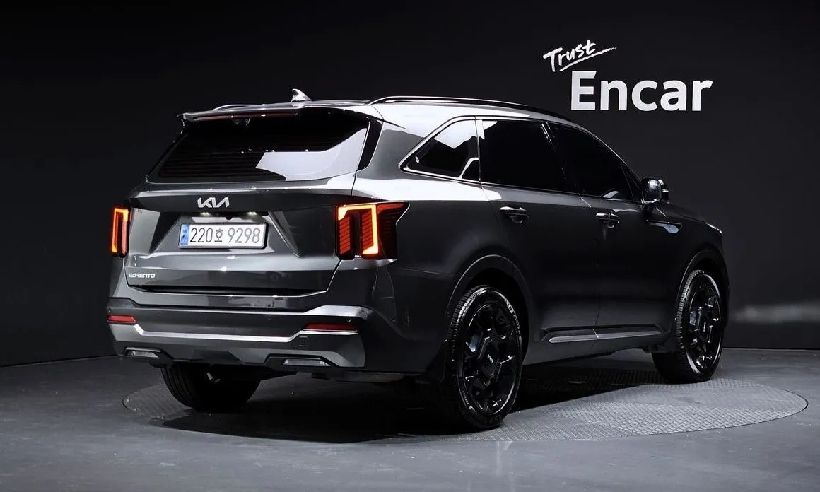 Kia Sorento — фото 4