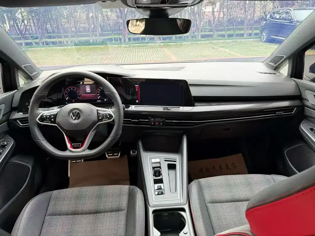 Volkswagen Golf GTI 2024 из CN, фото 3