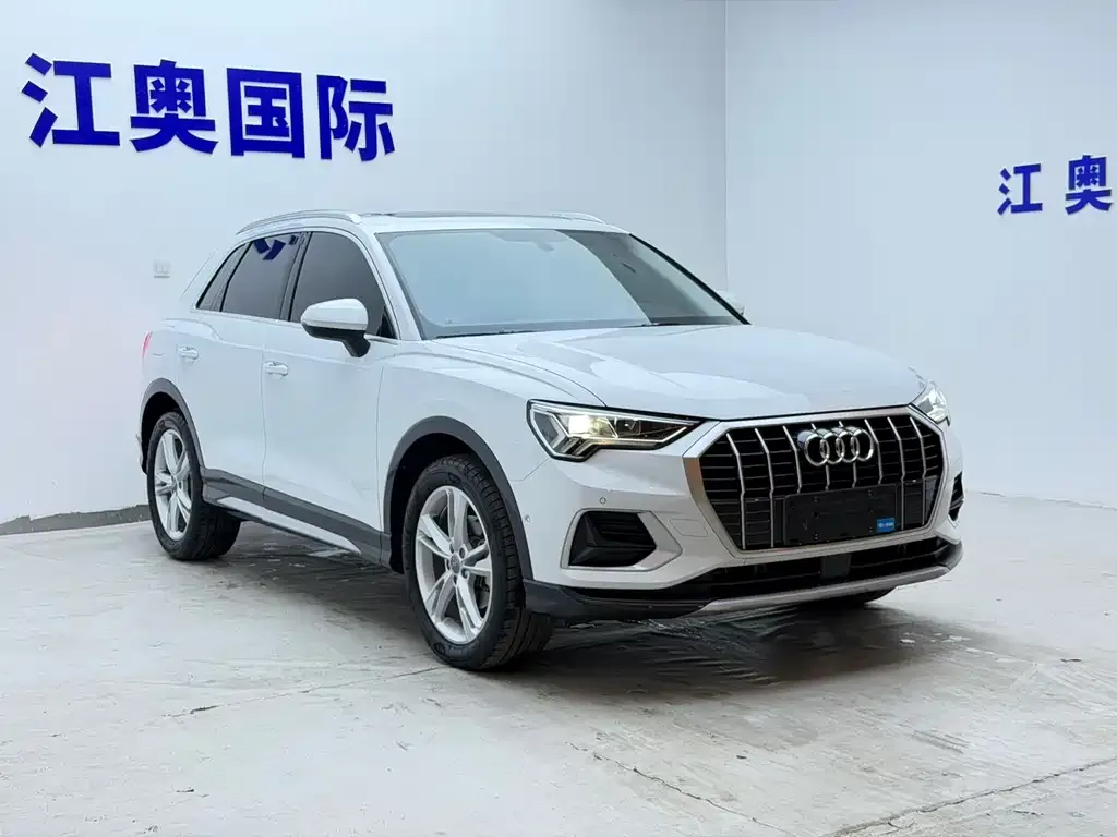 Audi Q3 — фото 3