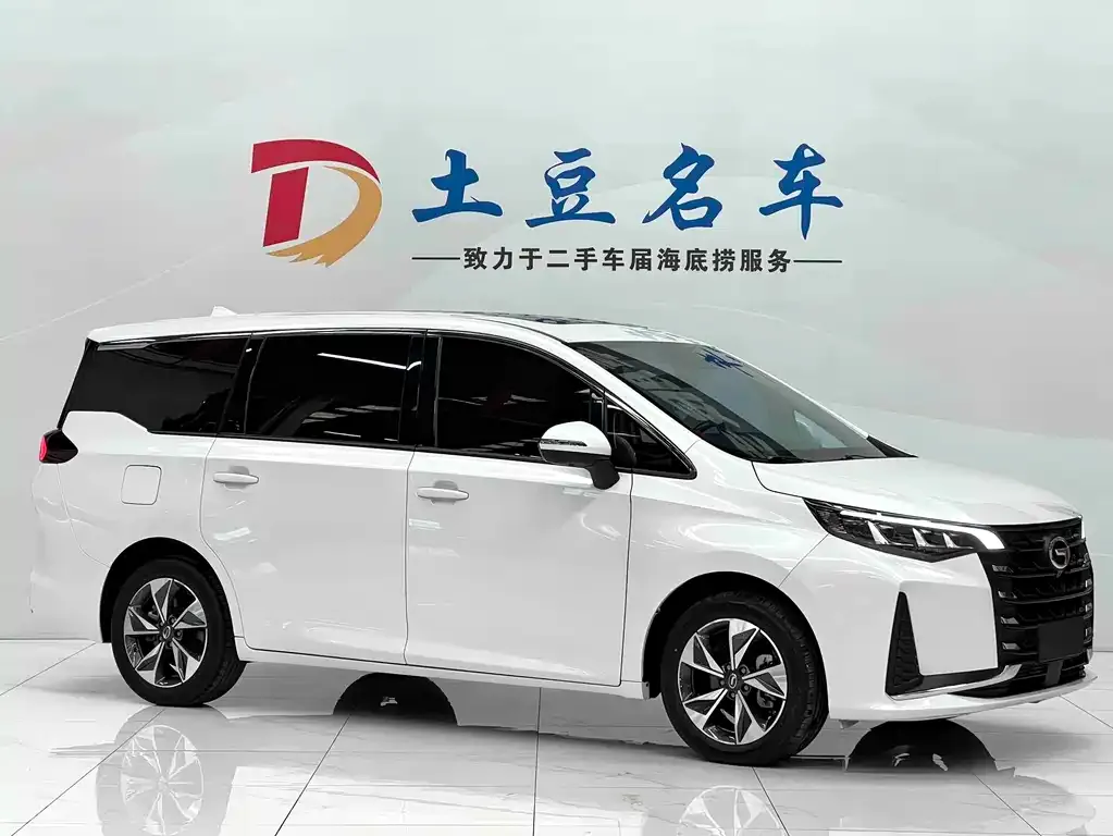 GAC Motor Trumpchi M6 — фото 3