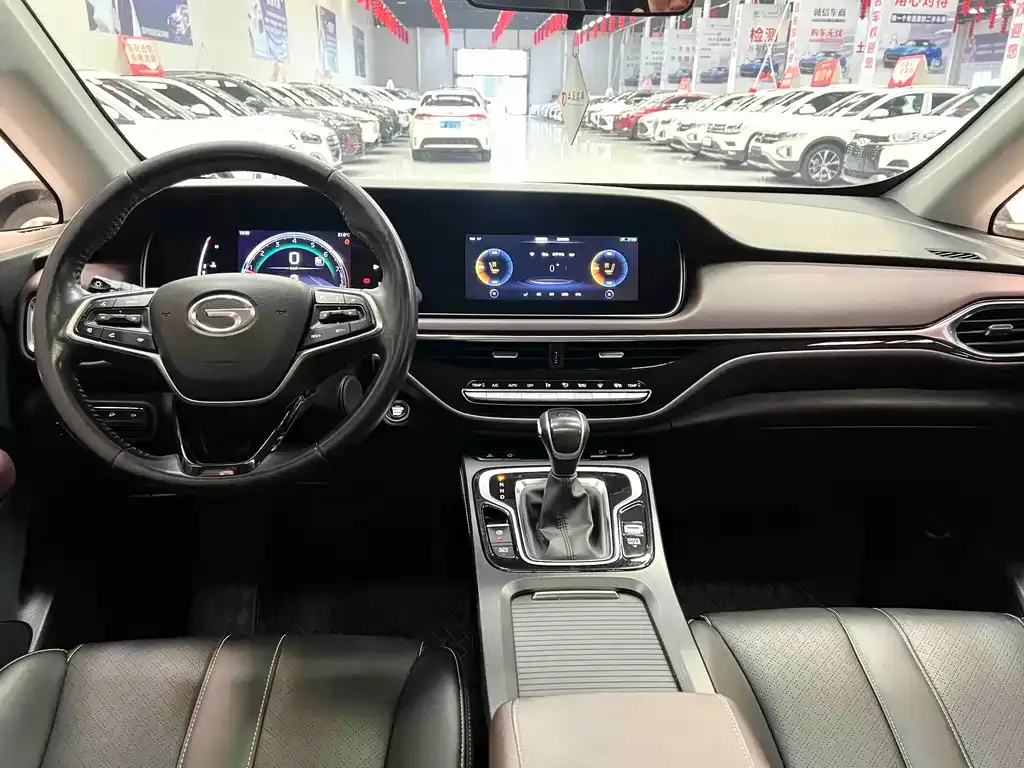 GAC Motor Trumpchi M6 — фото 8