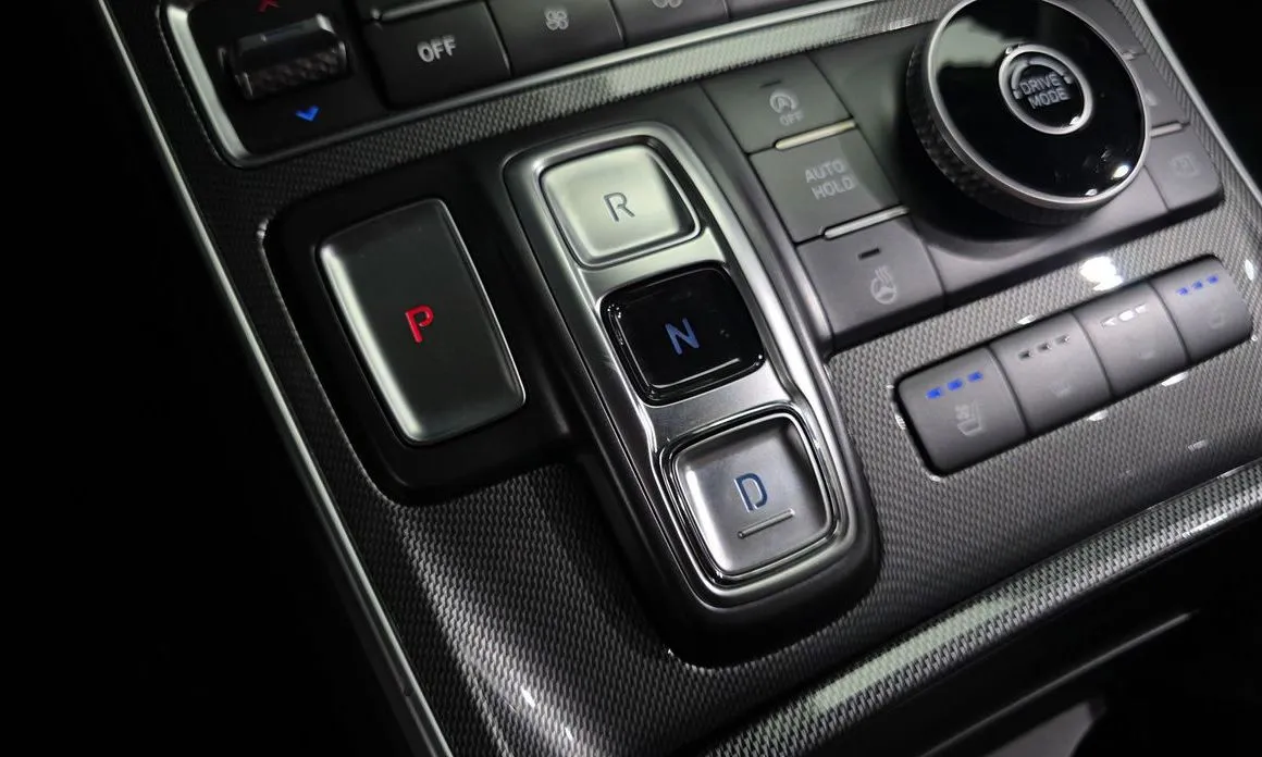 Hyundai Santafe — фото 3