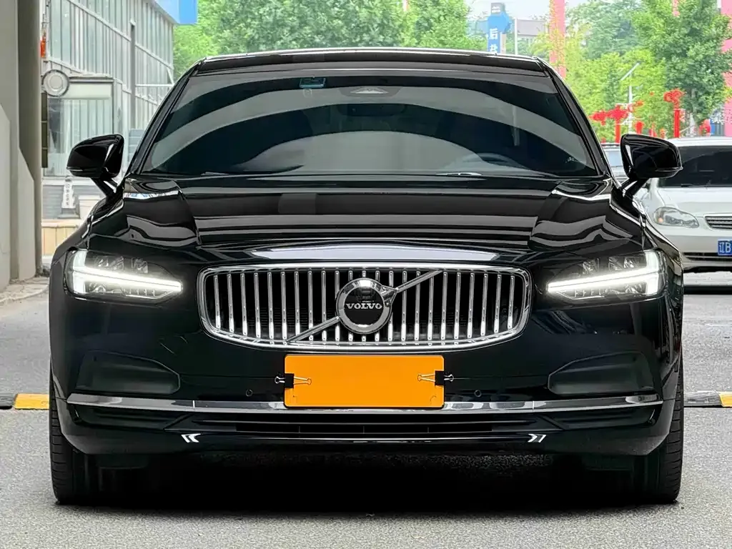 Volvo S90 — фото 10