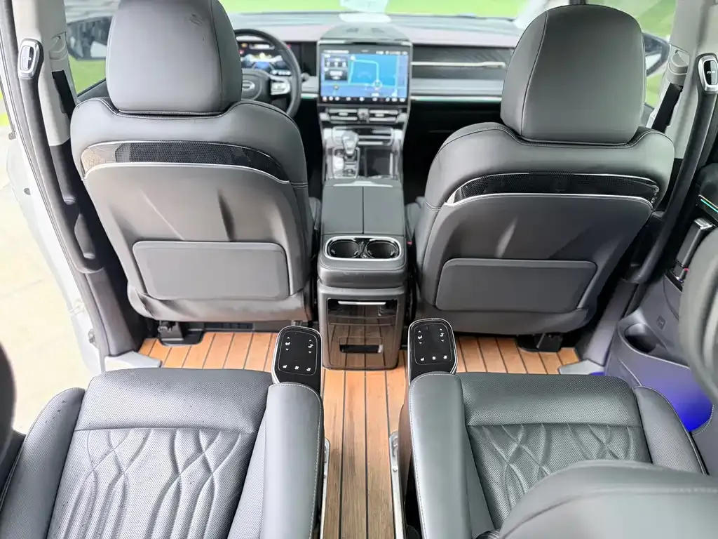 GAC Motor Trumpchi M8 — фото 2