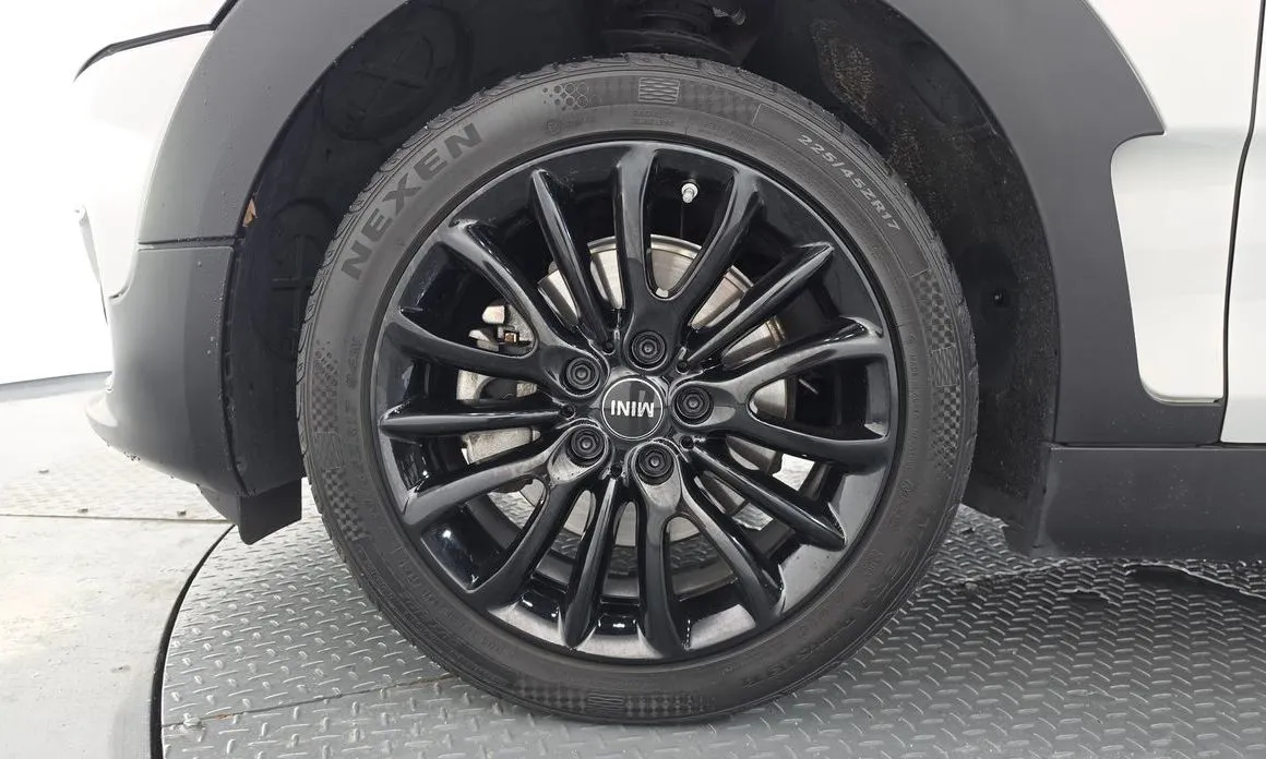 Mini Clubman — фото 10