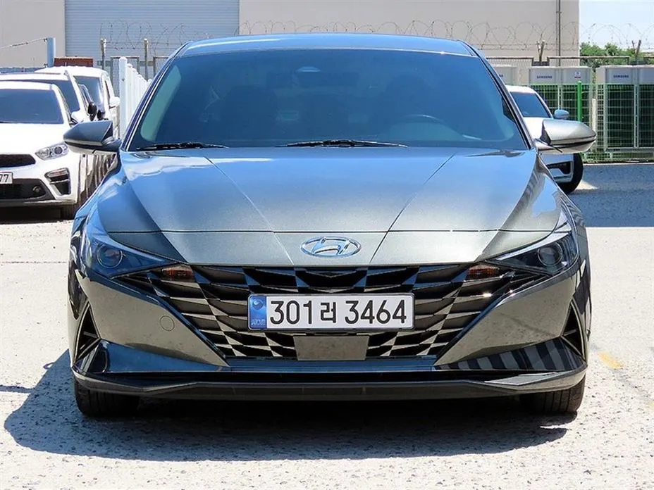 Hyundai AVANTE 2021 из KR, фото 2