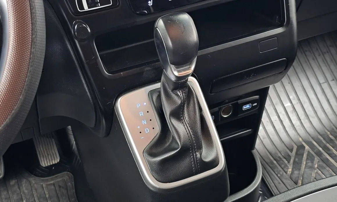 Hyundai Staria — фото 4