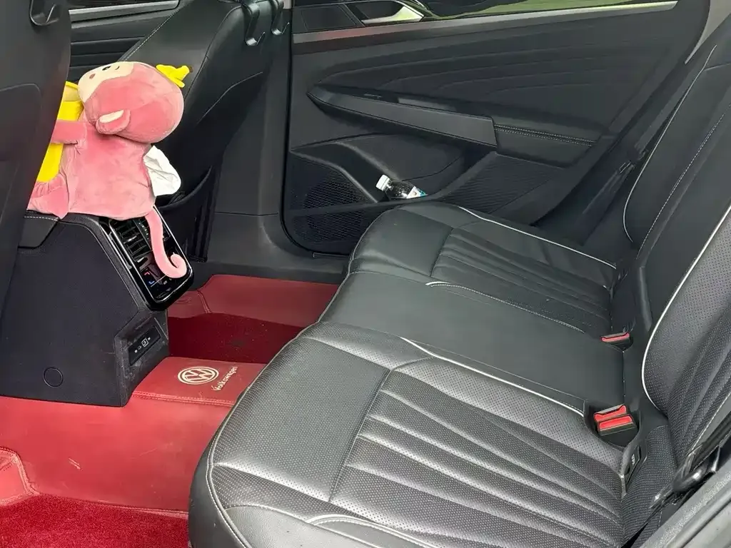 Volkswagen Passat — фото 4