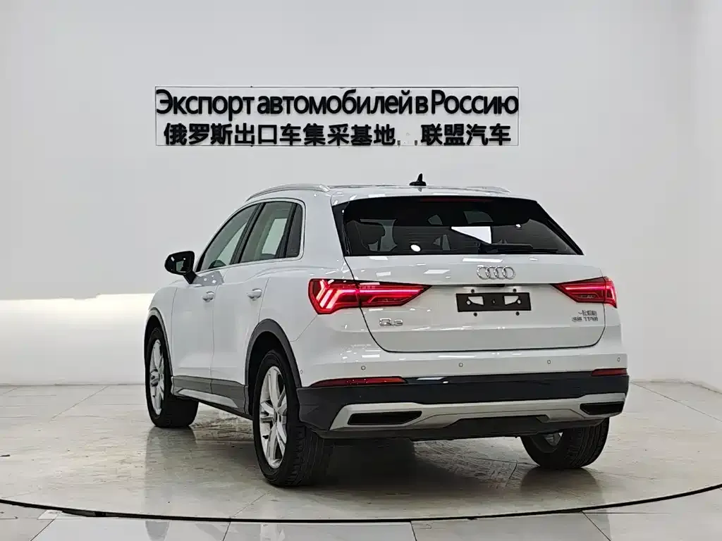 Audi Q3 — фото 2