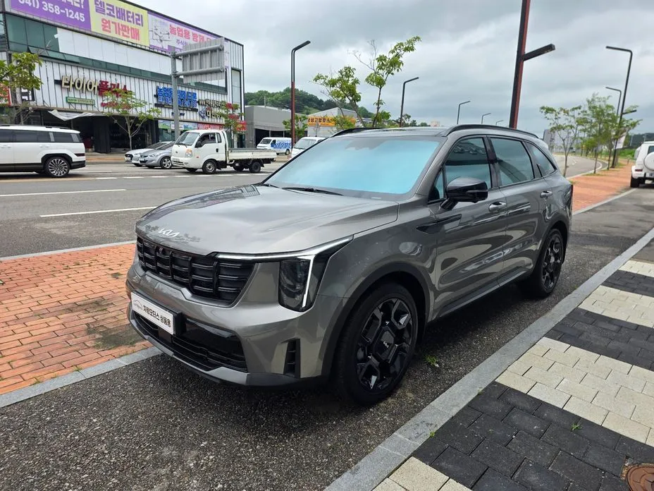 Kia Sorento — фото 5