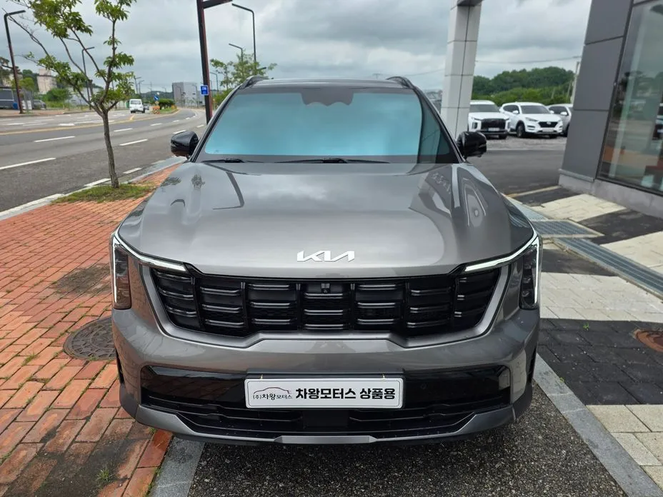 Kia Sorento — фото 6
