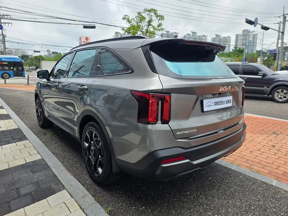 Kia Sorento — фото 9