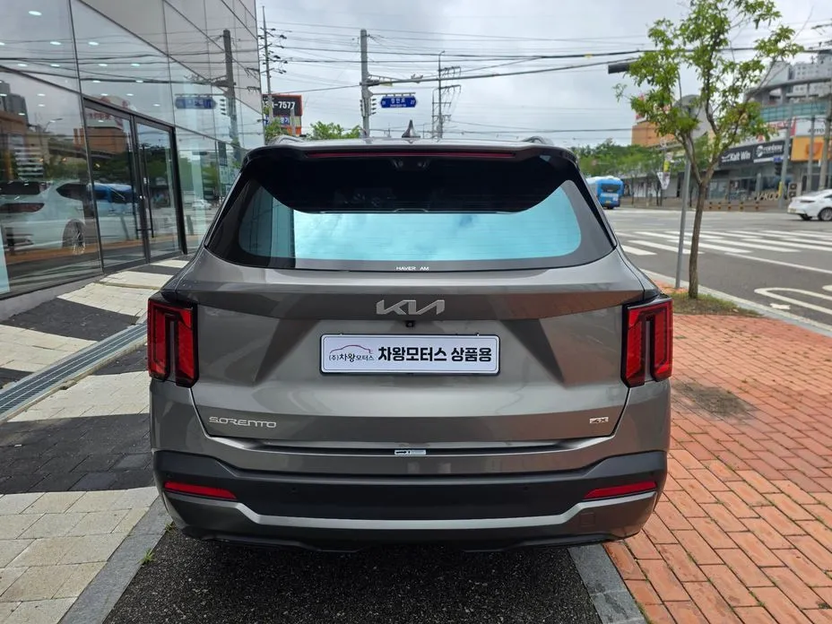 Kia Sorento — фото 4