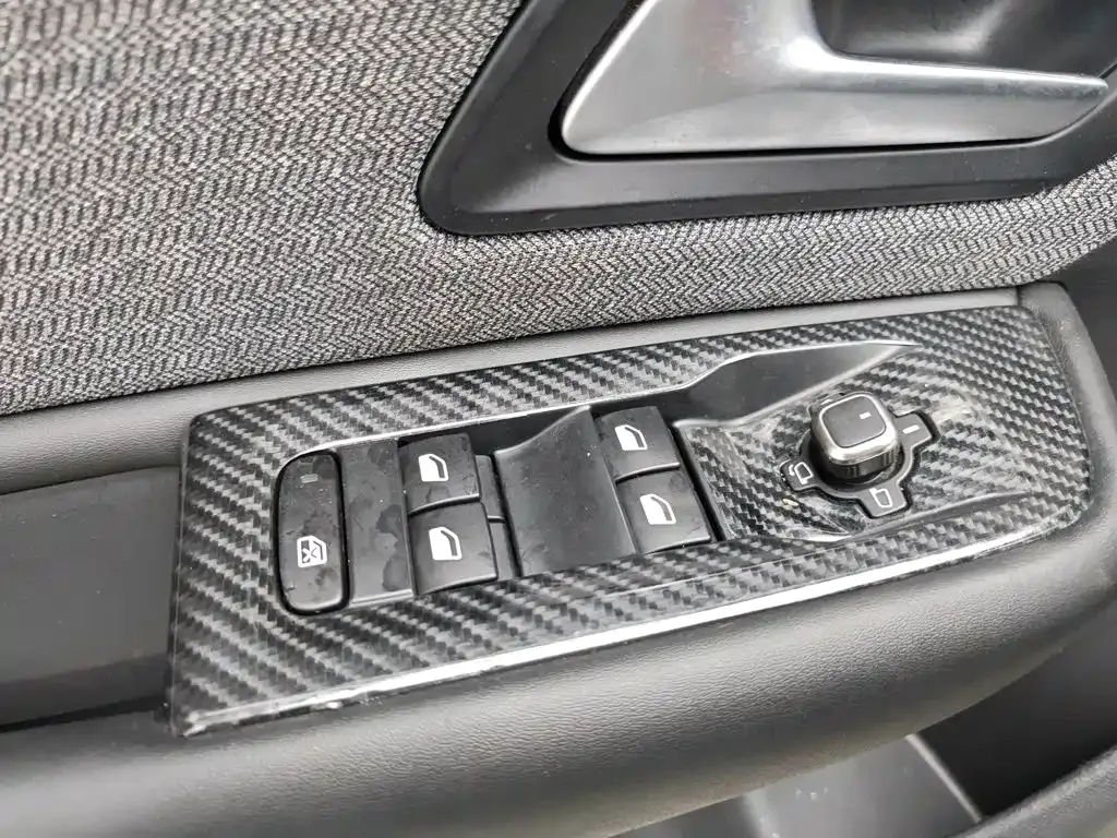 Citroen C5 X — фото 10