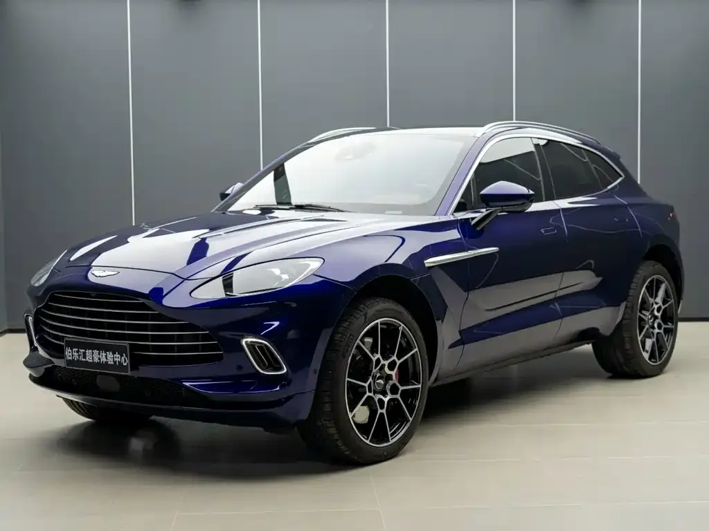 Aston Martin DBX — фото 4