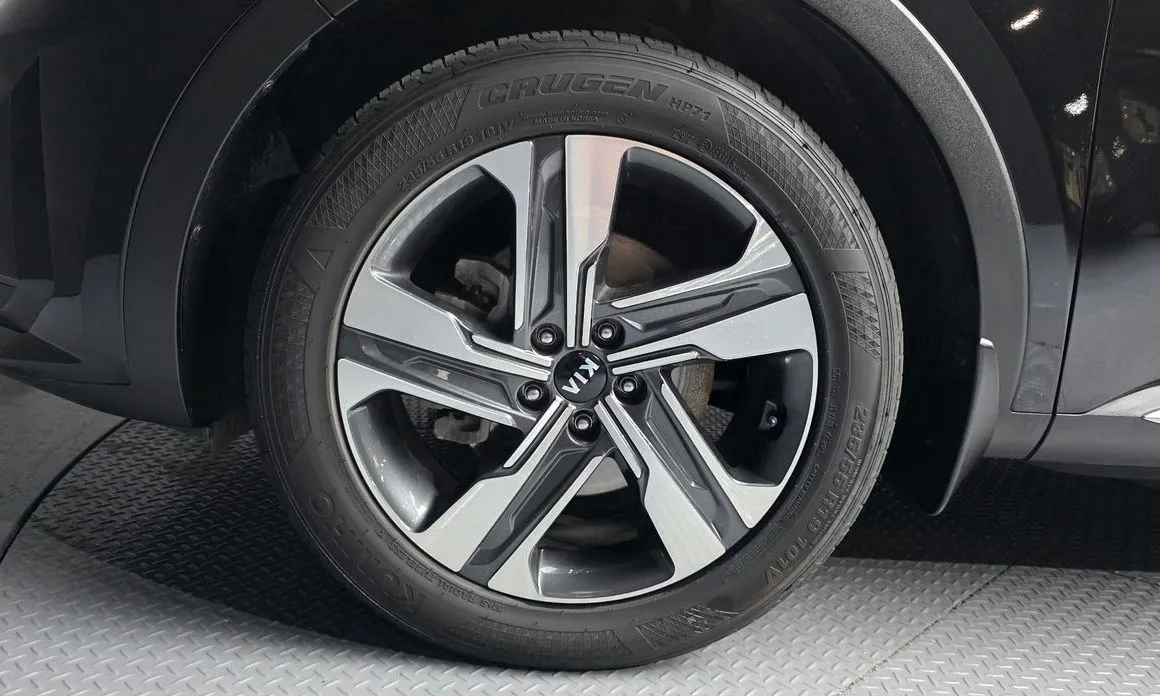 Kia Sorento — фото 9