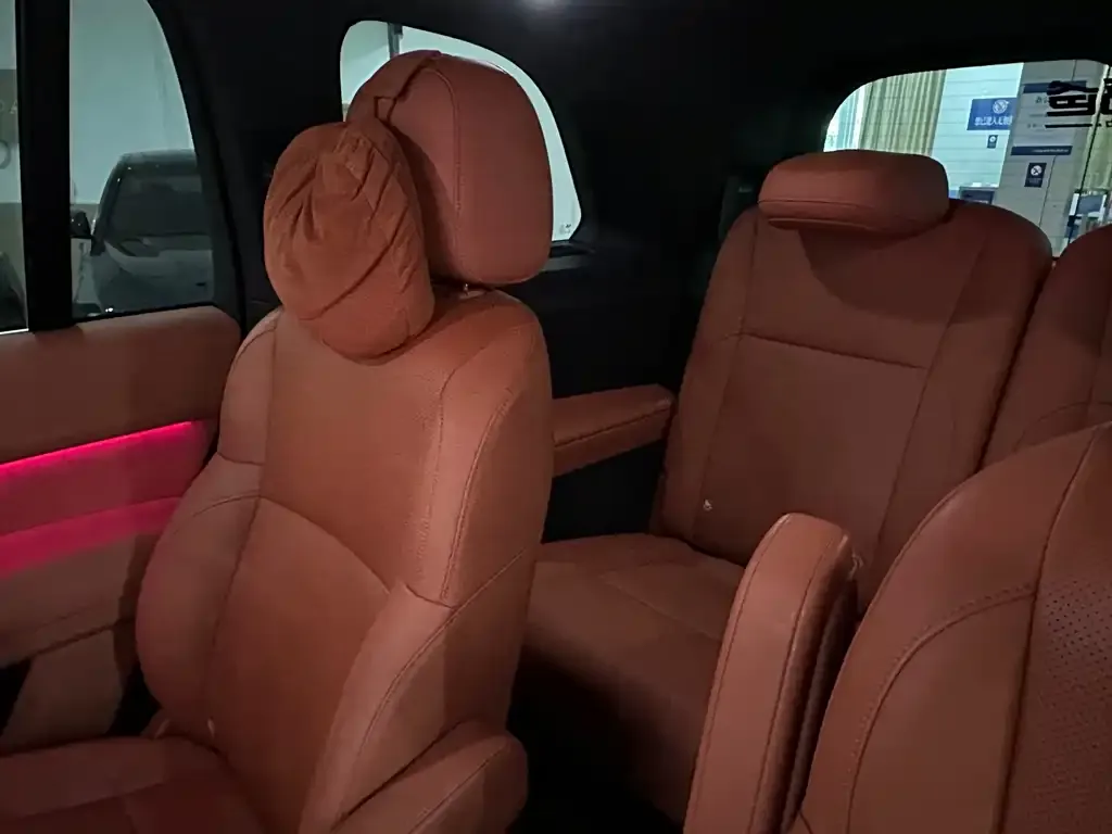 Li Auto L9 2025 из CN, фото 8