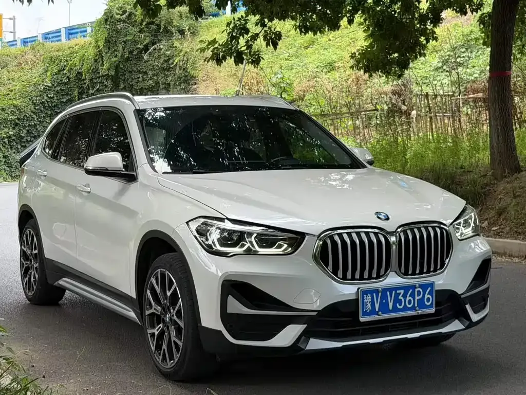 BMW X1 — фото 6
