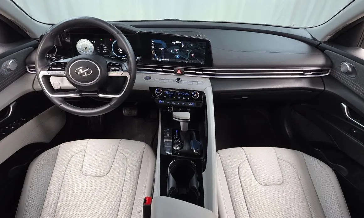 Hyundai AVANTE — фото 9