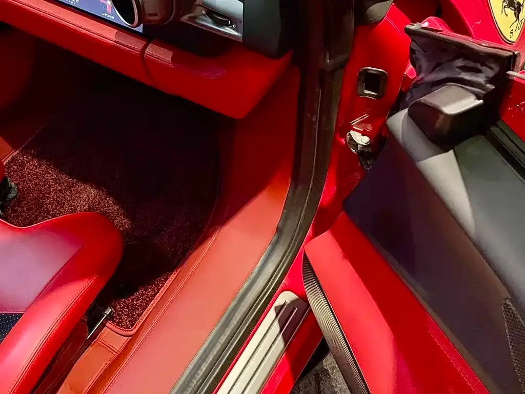 Ferrari F8 2021 из CN, фото 5