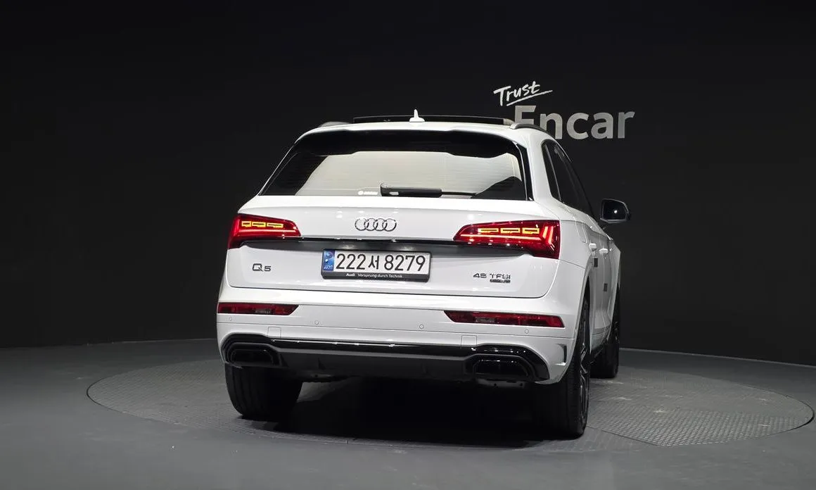 Audi Q5 — фото 6