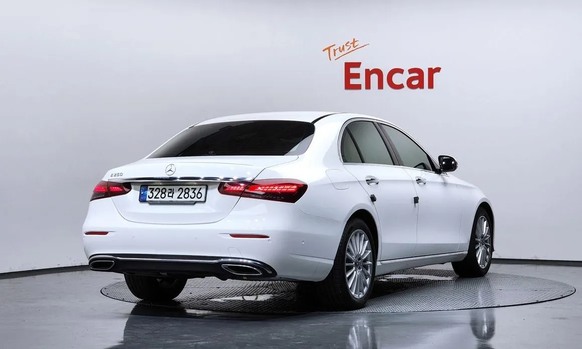 Mercedes-Benz E-Class 2021 из KR, фото 4