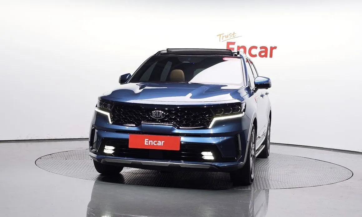 Kia Sorento — фото 5