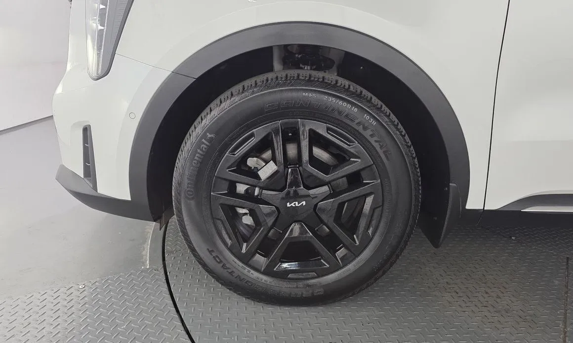 Kia Sorento — фото 4