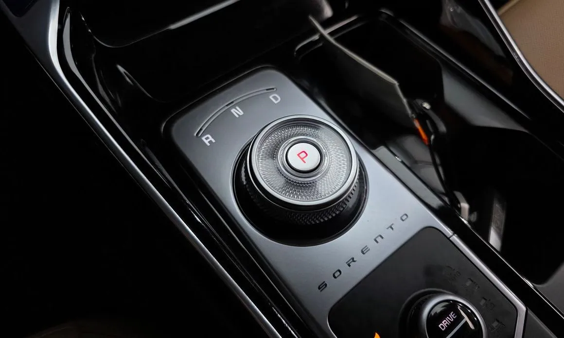 Kia Sorento — фото 3
