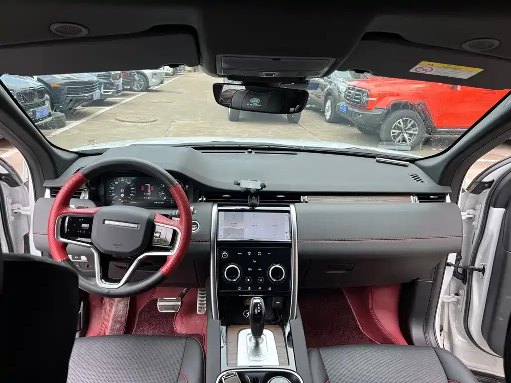 Land Rover Discovery Sport — фото 4