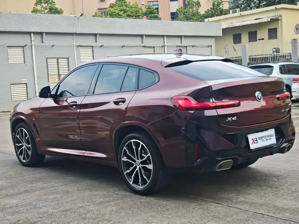 BMW X4 — фото 9